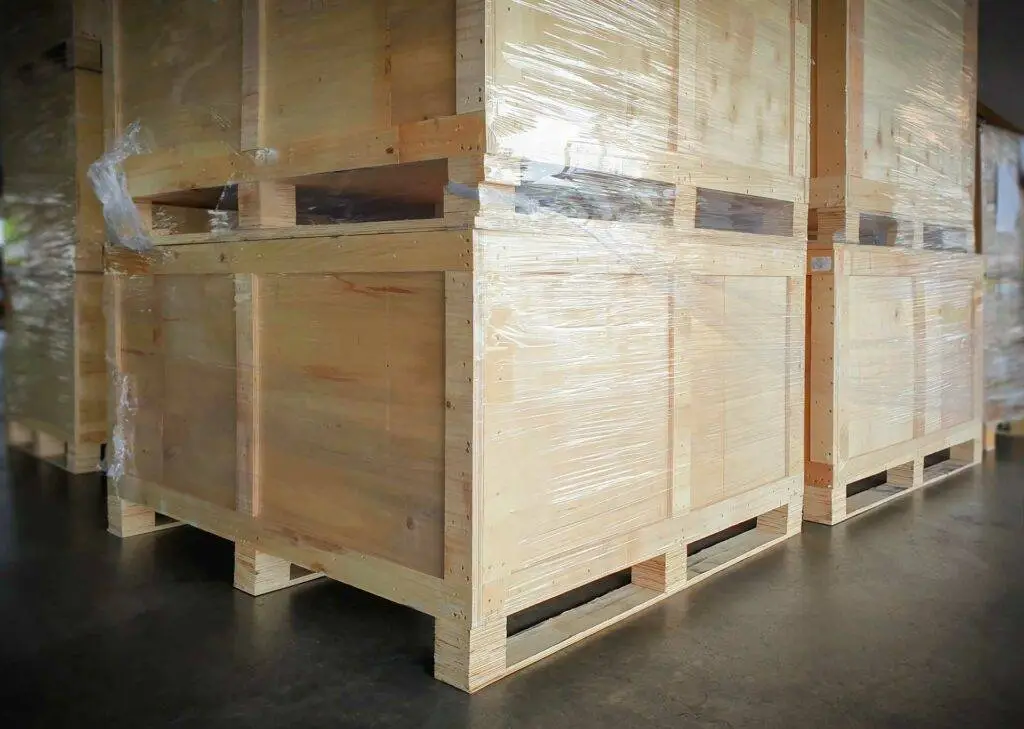 Der Sonnenschutz von MeinLamellendach, wird für die Lieferung sicher und fest verpackt. So kommt Ihr Schattenspener sicher und ganz bei Ihnen an.
