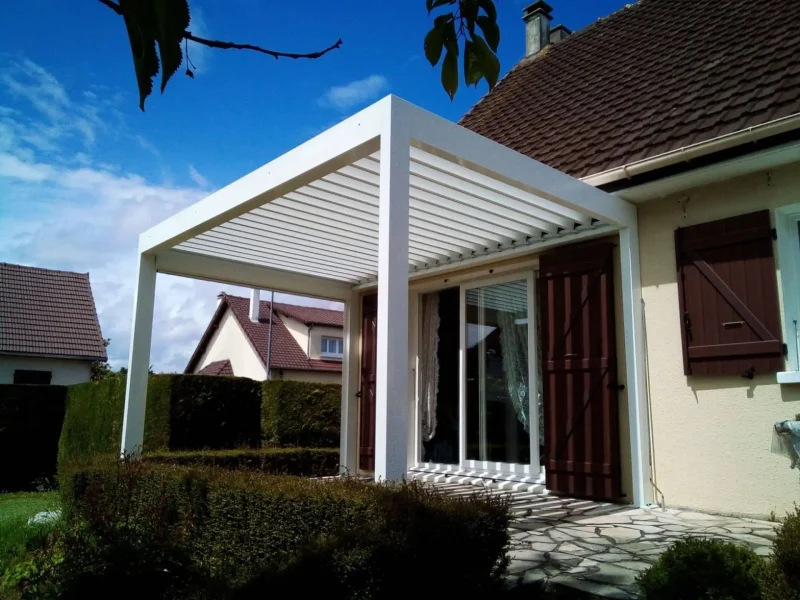 marquises-pergola-izi-isokoncept-studio-partenaire-finstral