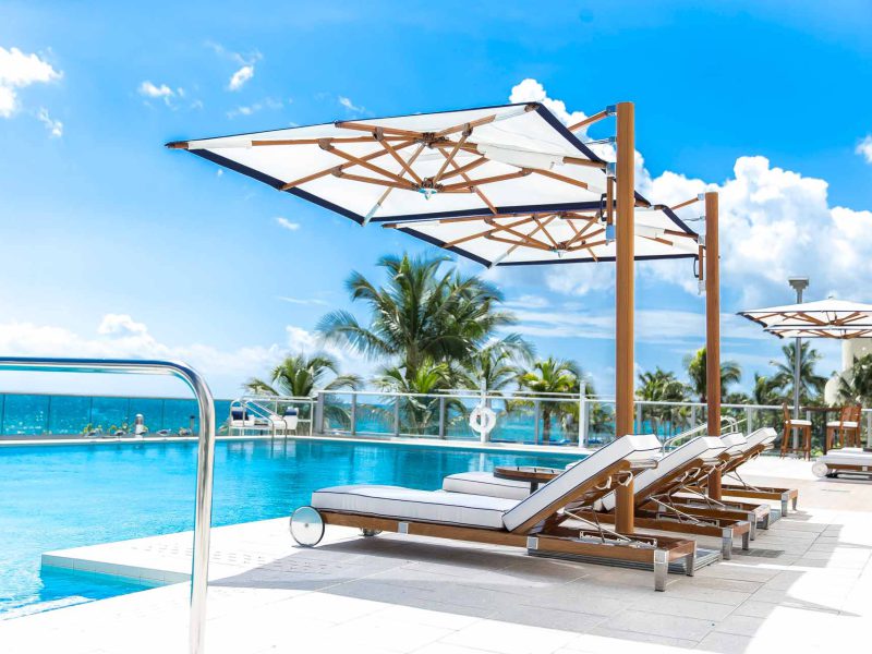 ocean-master-max-cantilever-schirm-sachsen-terasse-premium