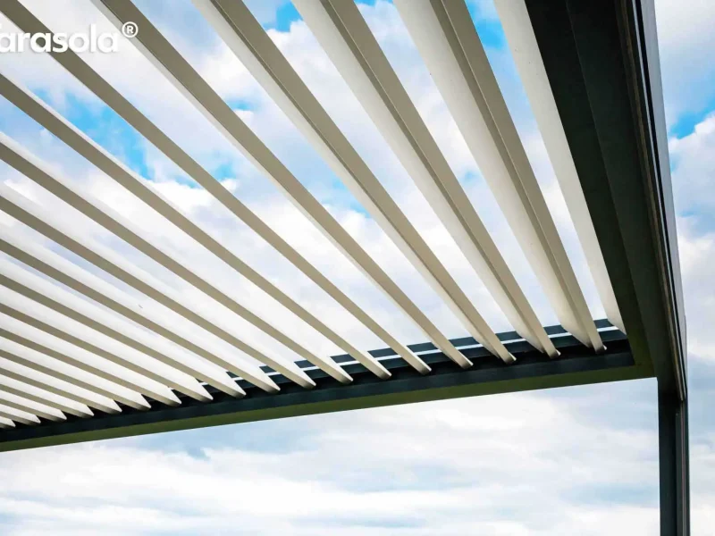 Die Tarasola Terrassenüberdachungen von Meinlamellendach.de haben eine besonderes Lamellensystem.