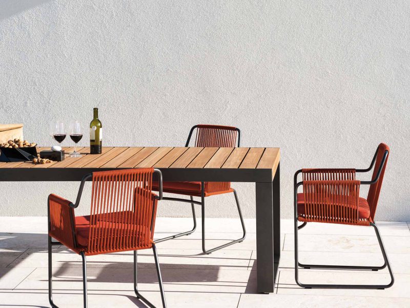 roda-spinnaker-terasse-moebel-meinlamellendach-outdoor